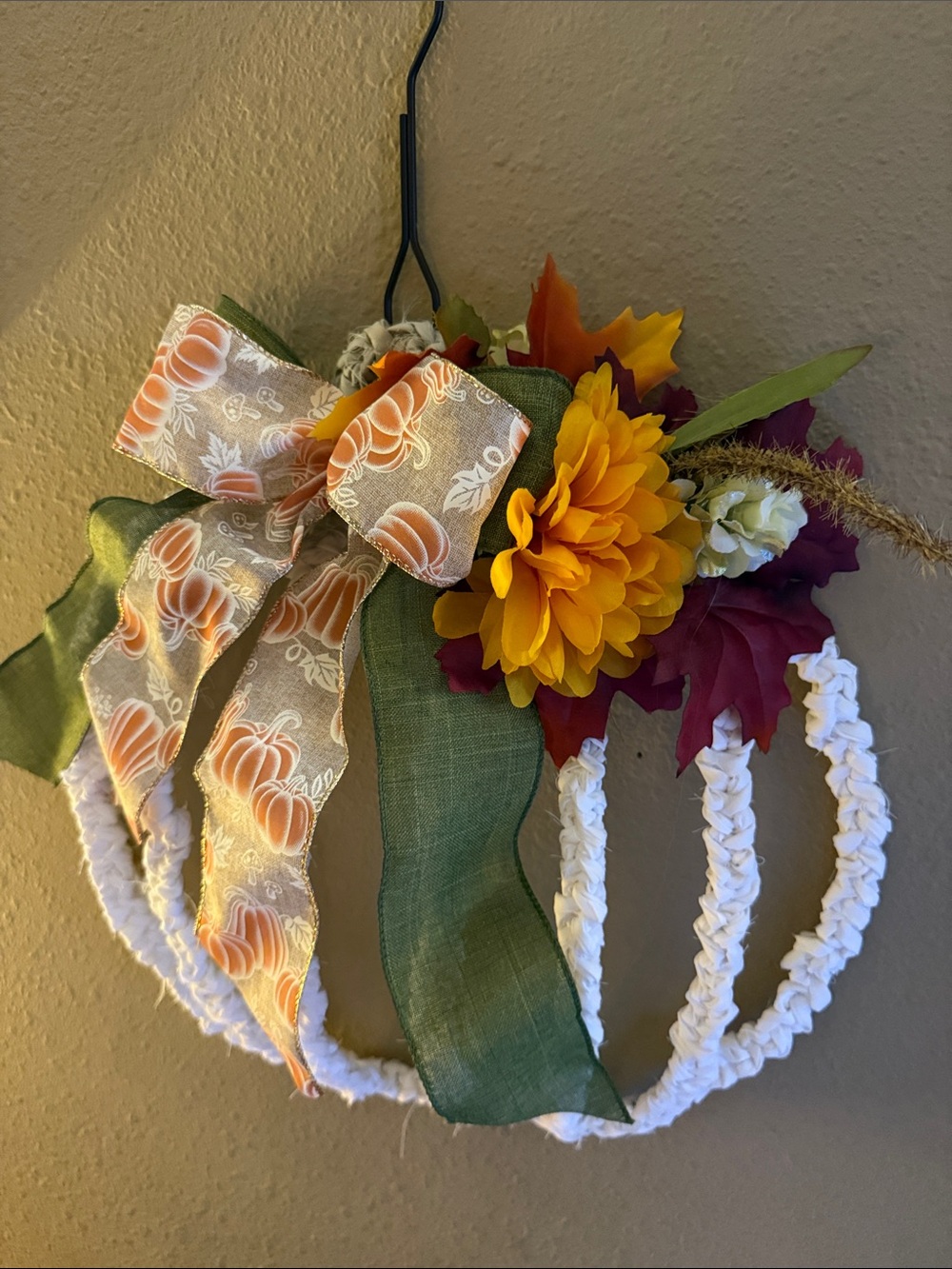 Handmade Fall Pumpkin Wreath 🍂 - Picture 2 of 6